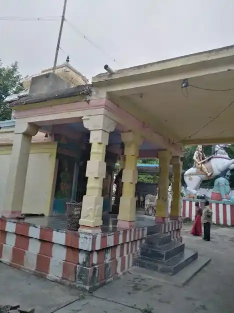 Arulmigu Ayyanar Temple, Melakkal - 625234 அருள்மிகு அய்யனார் திருக்கோயில், Melakkal - 625234, Madurai - Ancient Temple Architecture and History Image 4