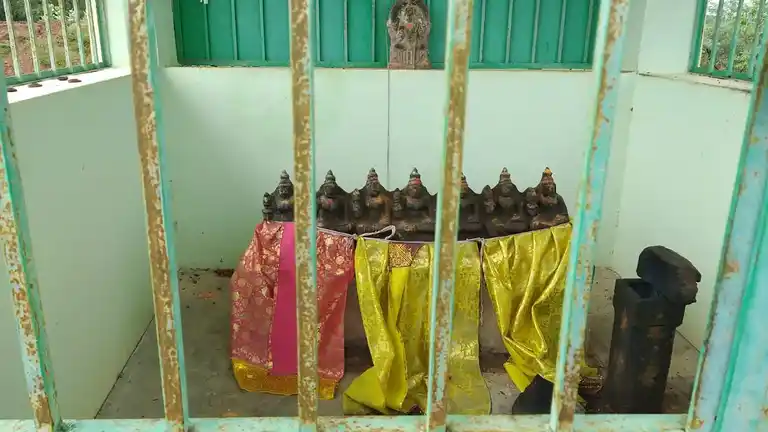 Arulmigu Ayyanar Temple, Mudhalaikulam - 625514