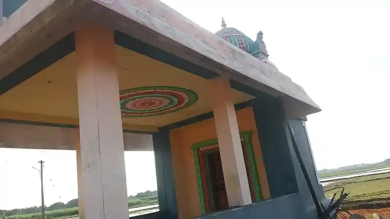 Arulmigu Ayyanar Temple, Mudikondan - 621715 Arulmigu Ayyanar Temple, Mudikondan - 621715, Ariyalur - Ancient Temple Architecture and History Image 4