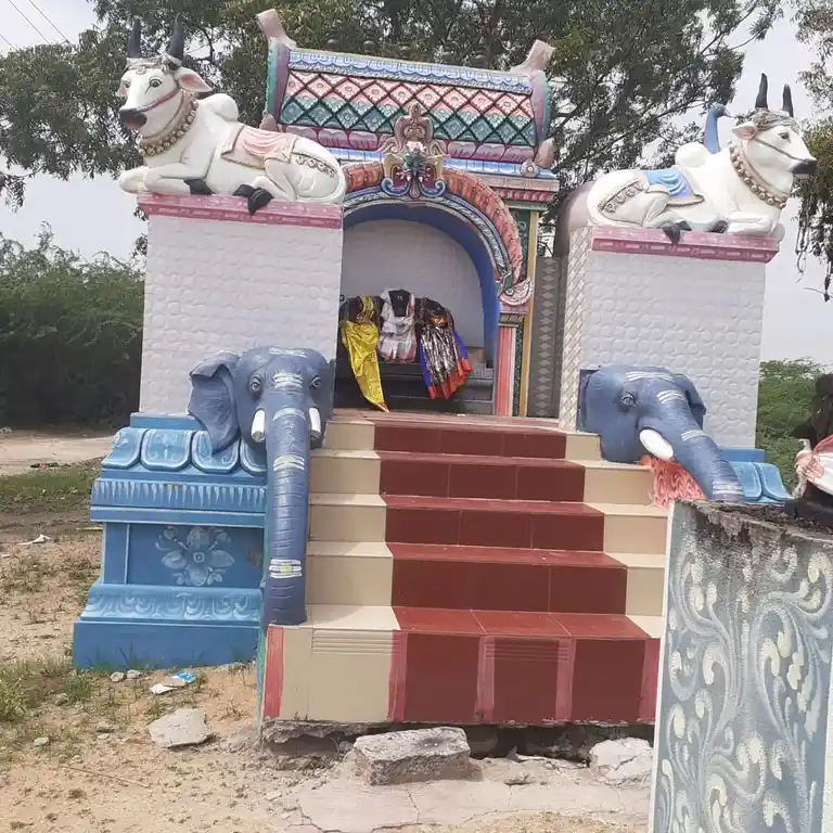 Arulmigu Ayyanar Temple, Naaranamankalam - 623537 அருள்மிகு அய்யனார் திருக்கோயில், Naaranamankalam - 623537, Ramanathapuram - Ancient Temple Architecture and History Image 4