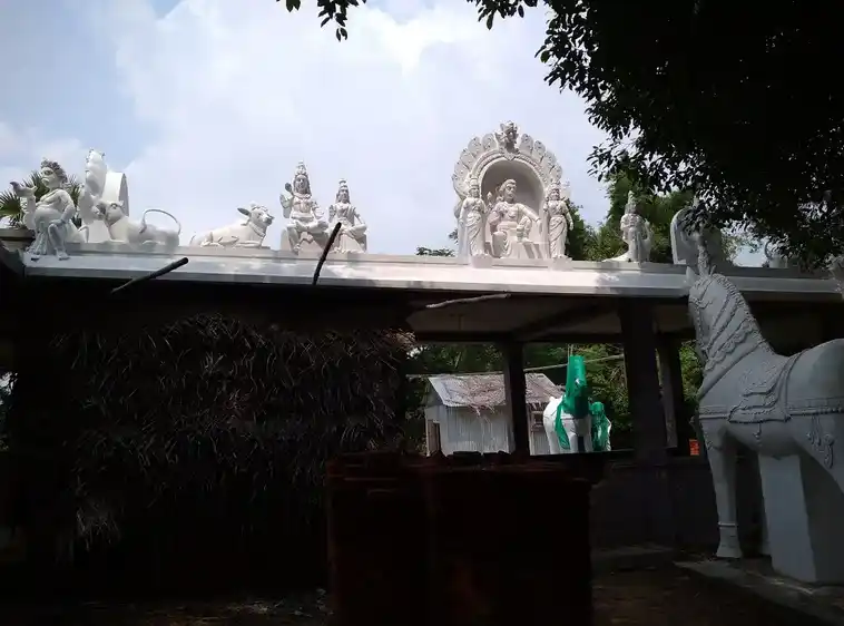 Arulmigu Ayyanar Temple, Nadakudi - 609403 Arulmigu Ayyanar Temple, Nadakudi - 609403, Thiruvarur - Ancient Temple Architecture and History Image 13