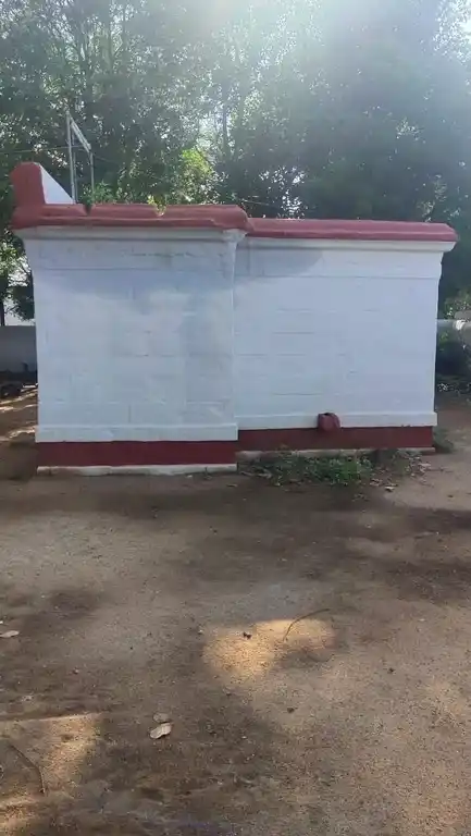 Arulmigu Ayyanar Temple, Nallamanaickanpatti - 625706 Arulmigu Ayyanar Temple, Nallamanaickanpatti - 625706, Madurai - Ancient Temple Architecture and History Image 3