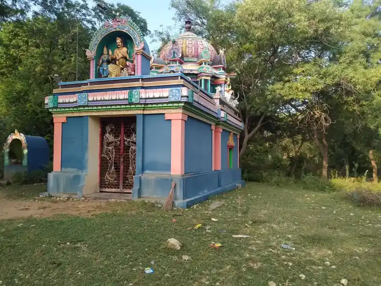 Arulmigu Ayyanar Temple, Ottakoil - 621705 அருள்மிகு அய்யனார் திருக்கோயில், Ottakoil - 621705, Ariyalur - Ancient Temple Architecture and History Image 2