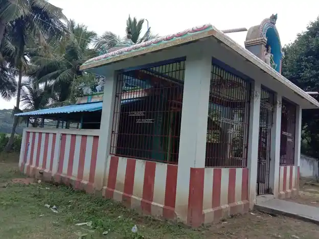 Arulmigu Ayyanar Temple, Paalaiyur - 612203 Temple