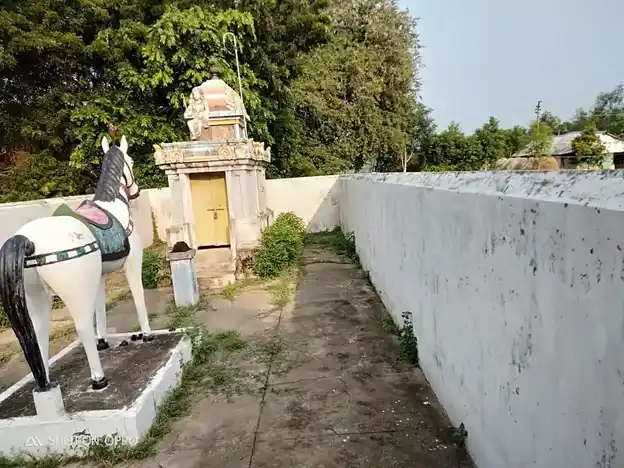 Arulmigu Ayyanar Temple, Palayakudalur - 609801 அருள்மிகு அய்யனார் திருக்கோயில், Palaiyagudalur - 609801, Mayiladuthurai - Ancient Temple Architecture and History Image 2