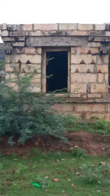 Arulmigu Ayyanar Temple, Parathur - 621715 Arulmigu Ayyanar Temple, Parathur - 621715, Ariyalur - Ancient Temple Architecture and History Image 4