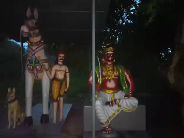 Arulmigu Ayyanar Temple, Peralaiur - 606110 அருள்மிகு அய்யனார் மாரியம்மன் திருக்கோயில், Peralaiur - 606110, Cuddalore - Ancient Temple Architecture and History Image 2