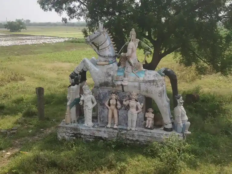 Arulmigu Ayyanar Temple, Periyakattalai - 625703 அருள்மிகு அய்யனார் திருக்கோயில், Periyakattalai - 625703, Madurai - Ancient Temple Architecture and History Image 2