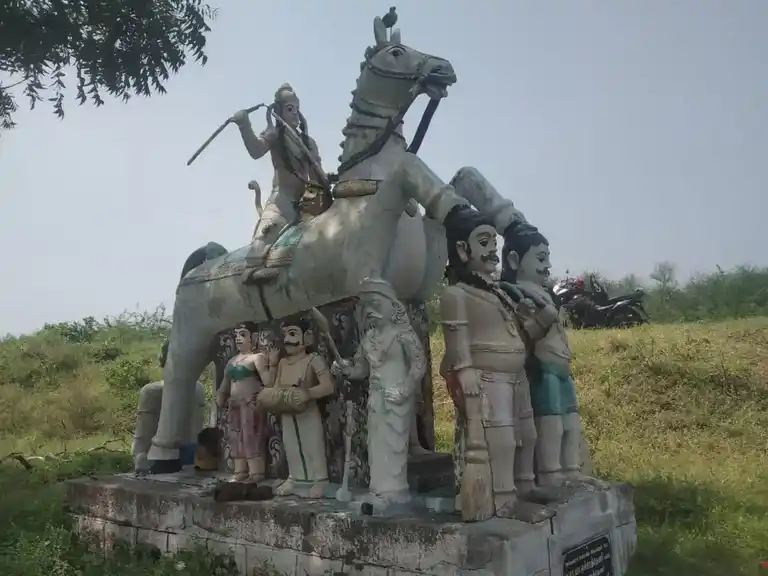 Arulmigu Ayyanar Temple, Periyakattalai - 625703 அருள்மிகு அய்யனார் திருக்கோயில், Periyakattalai - 625703, Madurai - Ancient Temple Architecture and History Image 4