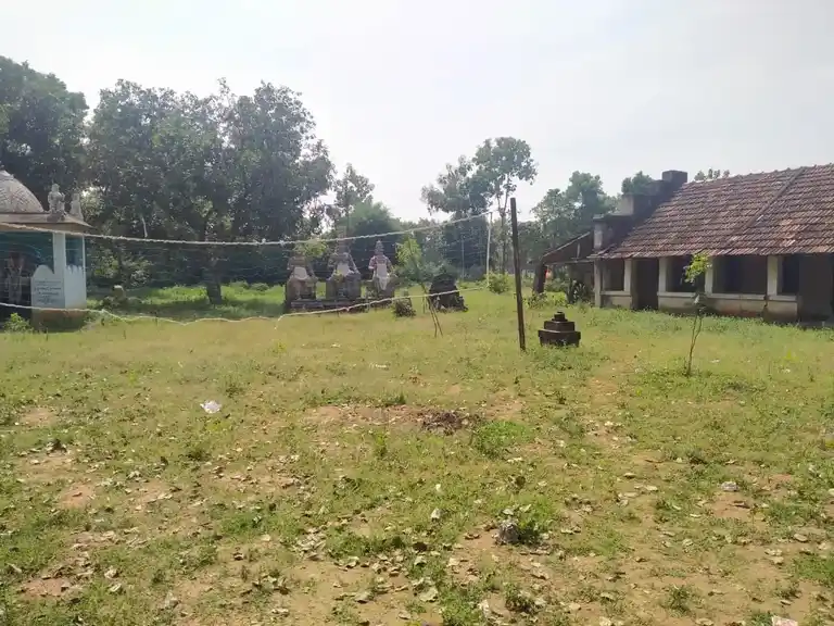 Arulmigu Ayyanar Temple, Periyakuruchi - 621719 Temple