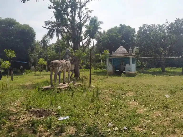 Arulmigu Ayyanar Temple, Periyakuruchi - 621719 Arulmigu Ayyanar Temple,  - 621719, Ariyalur - Ancient Temple Architecture and History Image 2