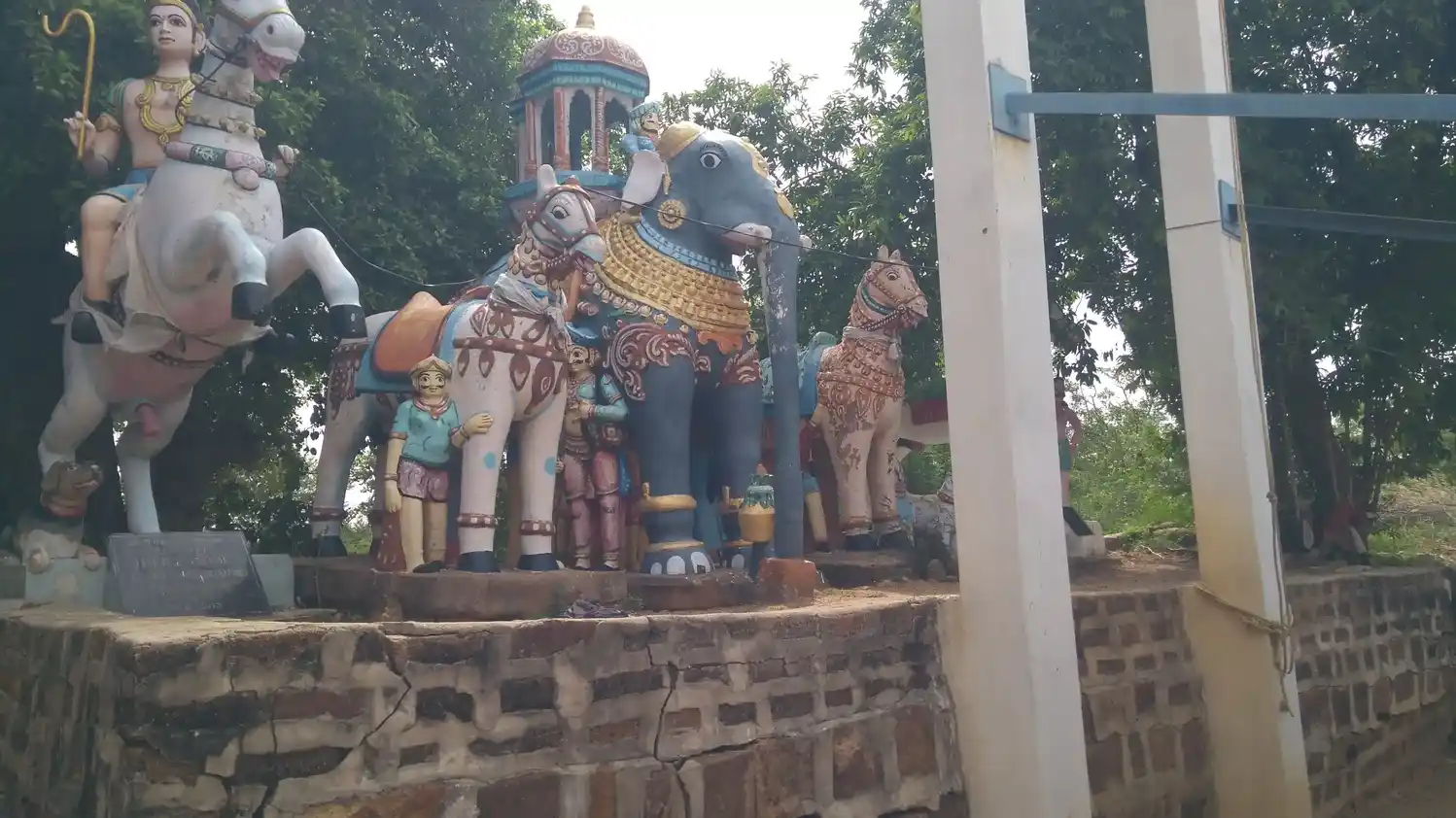 Arulmigu Ayyanar Temple, Periyanagaloor - 621704 அருள்மிகு அய்யனார் திருக்கோயில், Periyanagaloor - 621704, Ariyalur - Ancient Temple Architecture and History Image 5