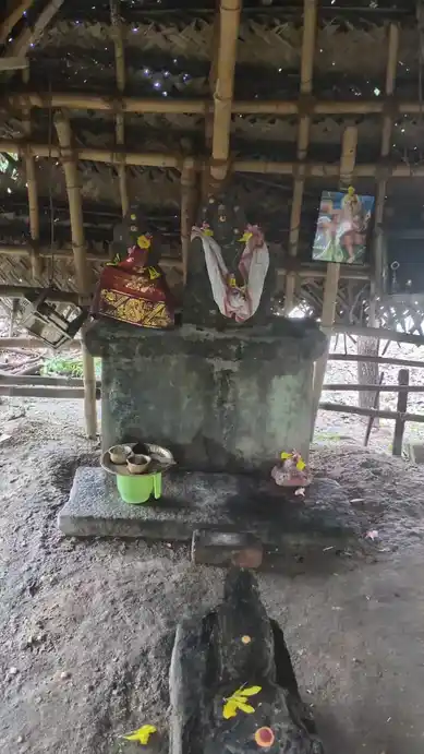 Arulmigu Ayyanar Temple, Perumpugoolar - 610104 Arulmigu Ayyanar Temple, Perumpugoolar - 610104, Thiruvarur - Ancient Temple Architecture and History Image 3