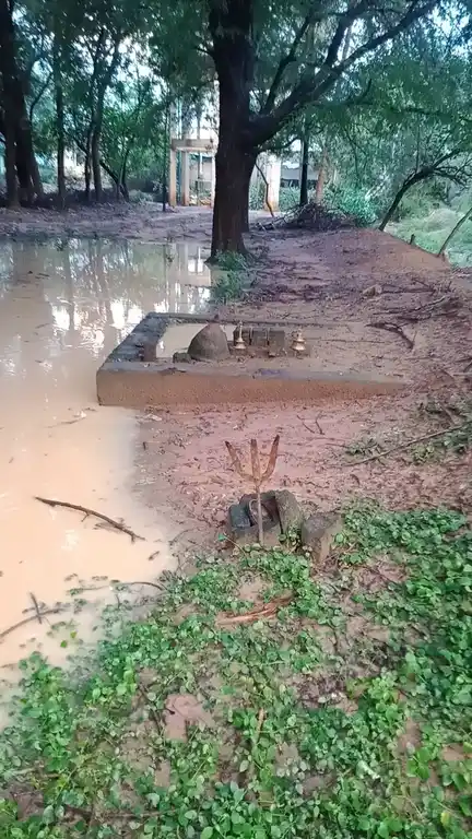 Arulmigu Ayyanar Temple, Perunthanam Nellithoppu - 612903 அருள்மிகு பெருந்தனம் அய்யனார் திருக்கோயில், நெல்லிதோப்பு - 612903, Ariyalur - Ancient Temple Architecture and History Image 3
