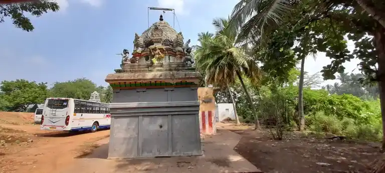Arulmigu Ayyanar Temple, Pettavaithalai - 639112 Arulmigu Ayyanar Temple, Pettavaithalai - 639112, Thiruchirappalli - Ancient Temple Architecture and History Image 3