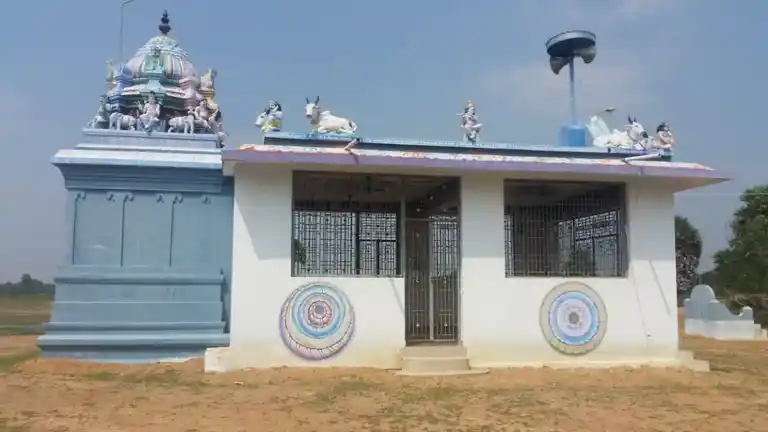 Arulmigu Ayyanar Temple, Pettivayal - 614630 அருள்மிகு அய்யனார் திருக்கோயில், Pettivayal - 614630, Pudukkottai - Ancient Temple Architecture and History Image 2