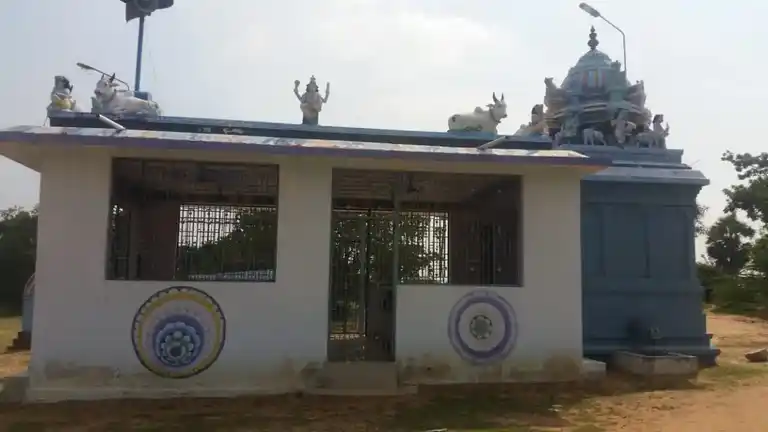 Arulmigu Ayyanar Temple, Pettivayal - 614630 அருள்மிகு அய்யனார் திருக்கோயில், Pettivayal - 614630, Pudukkottai - Ancient Temple Architecture and History Image 4