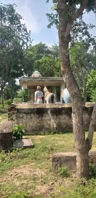 Arulmigu Ayyanar Temple, Pochudi, Pochudi - 609811 அருள்மிகு அய்யனார் திருக்கோயில், Pochudi, Pochudi - 609811, Mayiladuthurai - Ancient Temple Architecture and History Image 4