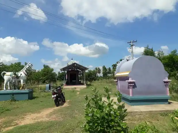 Arulmigu Ayyanar Temple, Ponnavarayankottai - 614601 அருள்மிகு அய்யனார் திருக்கோயில், Ponnavarayankottai - 614601, Thanjavur - Ancient Temple Architecture and History Image 2