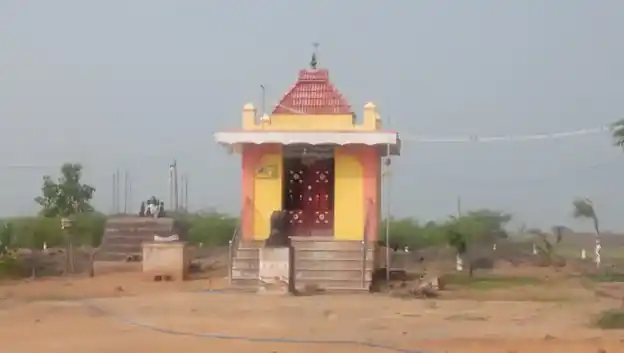 Arulmigu Ayyanar Temple, Poosanoor - 628901 அருள்மிகு ஐயனார் திருக்கோயில், Poosanoor - 628901, Thoothukudi - Ancient Temple Architecture and History Image 3