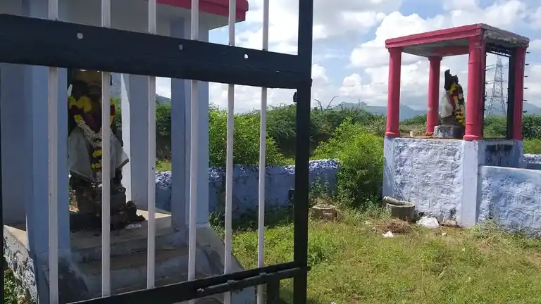 Arulmigu Ayyanar Temple, Pottal Patti, Pottal Patti - 625532 அருள்மிகு அய்யனார் திருக்கோயில், Pottal Patti, Pottal Patti - 625532, Madurai - Ancient Temple Architecture and History Image 2