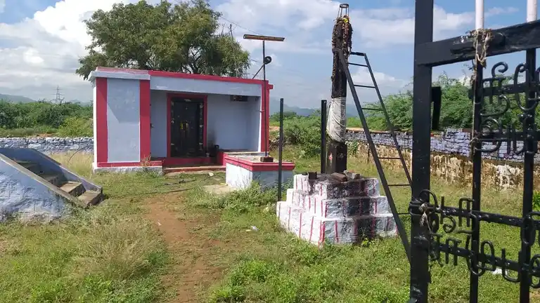 Arulmigu Ayyanar Temple, Pottal Patti, Pottal Patti - 625532 அருள்மிகு அய்யனார் திருக்கோயில், Pottal Patti, Pottal Patti - 625532, Madurai - Ancient Temple Architecture and History Image 3