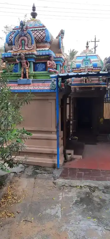 Arulmigu Ayyanar Temple, Pudur Uthamanur - 621601 அருள்மிகு அய்யனார் துரைசாமி திருக்கோயில், புதுர் உத்தமனுர் - 621601, Thiruchirappalli - Ancient Temple Architecture and History Image 4