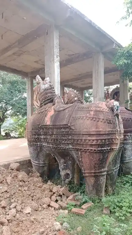 Arulmigu Ayyanar Temple, Pukkuli - 608901 அருள்மிகு அய்யனார் திருக்கோயில், Pukkuli - 608901, Ariyalur - Ancient Temple Architecture and History Image 2