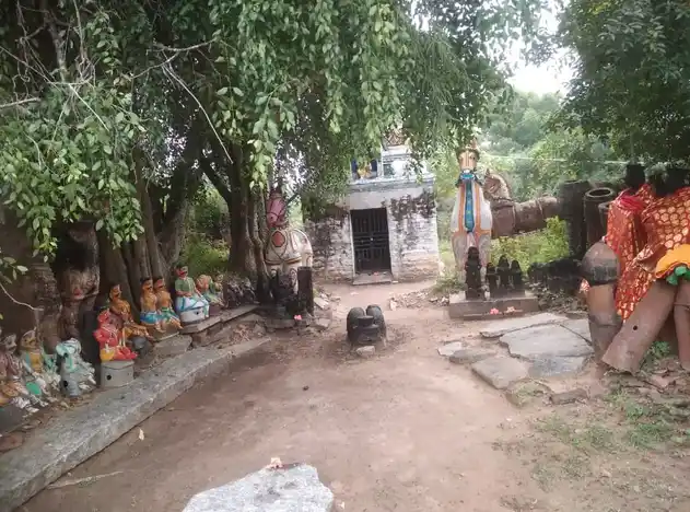 Arulmigu Ayyanar Temple, Pungnippatti - 622102 அருள்மிகு அய்யனார் திருக்கோயில், Pungnippatti - 622102, Pudukkottai - Ancient Temple Architecture and History Image 2