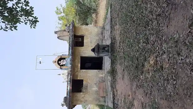 Arulmigu Ayyanar Temple, Puthukkadai - 609704 Temple