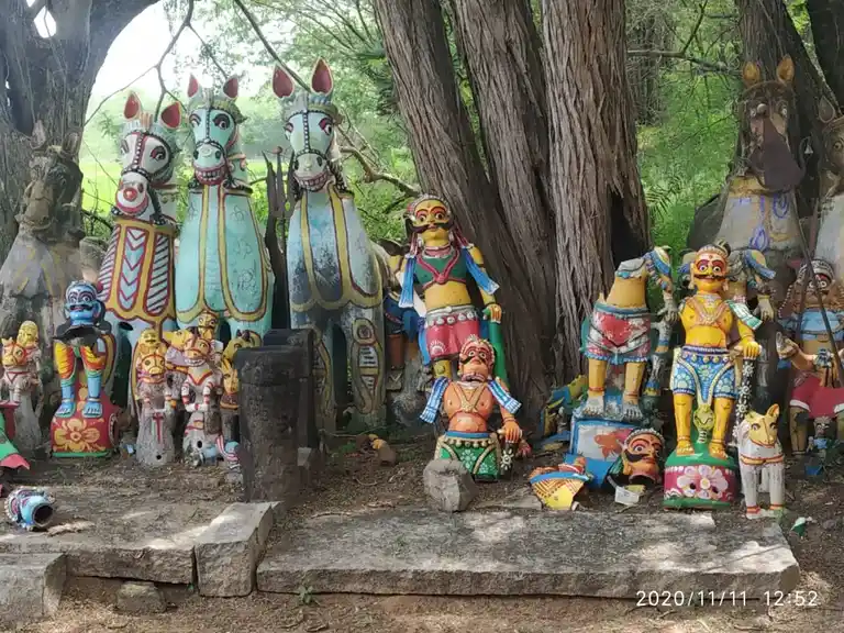 Arulmigu Ayyanar Temple, Rakkampatti - 621305 Arulmigu Ayyanar Temple, Rakkampatti - 621305, Thiruchirappalli - Ancient Temple Architecture and History Image 3