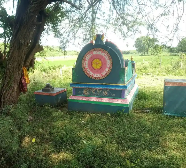 Arulmigu Ayyanar Temple, Sadaiyamankalam - 630611 அருள்மிகு. அய்யனார் திருக்கோயில், Sadaiyamankalam - 630611, Sivagangai - Ancient Temple Architecture and History Image 3