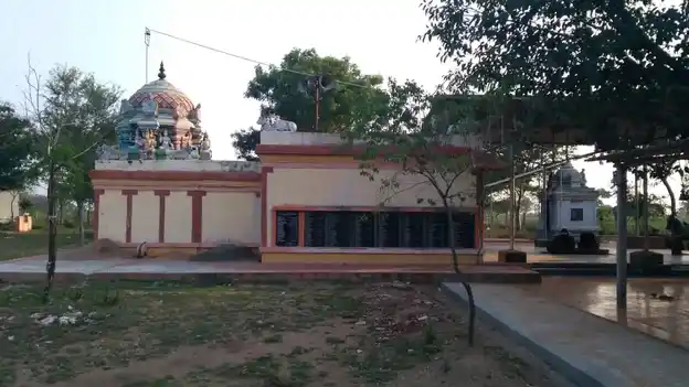 Arulmigu Ayyanar Temple, Sannavoor - 621651 Arulmigu Ayyanar Temple, Sannavoor - 621651, Ariyalur - Ancient Temple Architecture and History Image 3