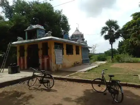 Arulmigu Ayyanar Temple, Seniyaperamur, Seniyaperamur - 613204 அருள்மிகு அய்யனார் திருக்கோயில், Seniyaperamur, Seniyaperamur - 613204, Thanjavur - Ancient Temple Architecture and History Image 8