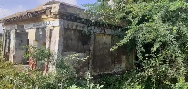 Arulmigu Ayyanar Temple, Senthalai - 613101 அருள்மிகு அய்யனார் திருக்கோயில், செந்தலை - 613101, Thanjavur - Ancient Temple Architecture and History Image 4