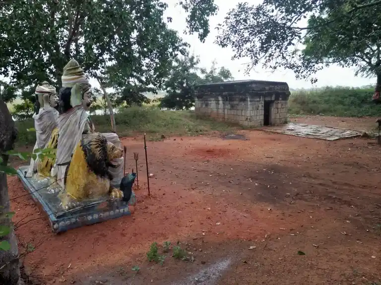 Arulmigu Ayyanar Temple, Senthamanagalam - 621730 அருள்மிகு அய்யனார் திருக்கோயில், Senthamanagalam - 621730, Ariyalur - Ancient Temple Architecture and History Image 2