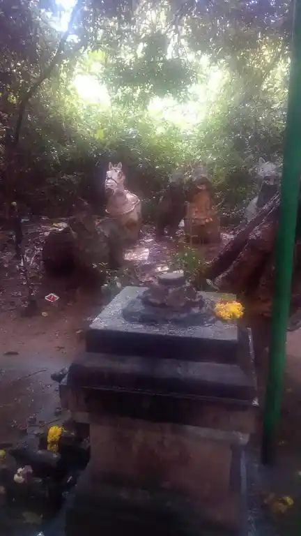 Arulmigu Ayyanar Temple, Silupanoor - 621730 Arulmigu Ayyanar Temple, Silupanoor, Silupanoor - 621730, Ariyalur - Ancient Temple Architecture and History Image 4