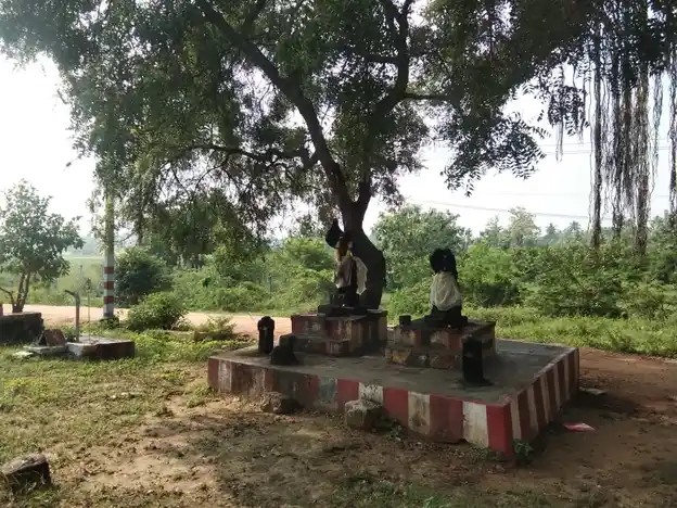 Arulmigu Ayyanar Temple, Srivilliputhur - 626125 அருள்மிகு அய்யனார் திருக்கோயில், திருவில்லிபுத்துர் - 626125, Virudhunagar - Ancient Temple Architecture and History Image 5