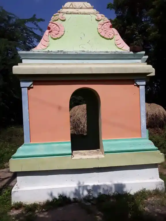 Arulmigu Ayyanar Temple, Su.Pappampadi - 606808 அருள்மிகு அய்யனார் திருக்கோயில், சு.பாப்பம்பாடி - 606808, Tiruvannamalai - Ancient Temple Architecture and History Image 3