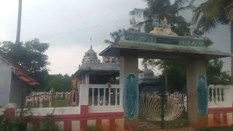 Arulmigu Ayyanar Temple, Sukkampatti - 625106 அருள்மிகு அய்யனார் திருக்கோயில், Sukkampatti - 625106, Madurai - Ancient Temple Architecture and History Image 4