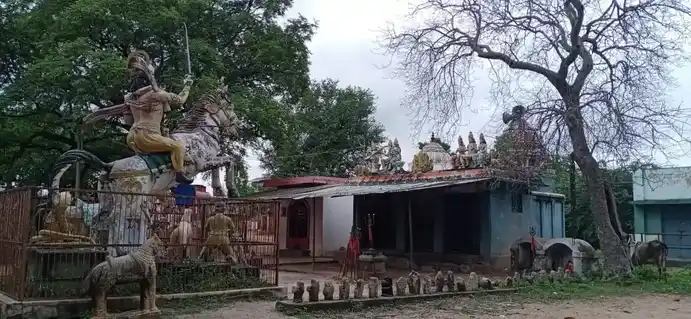Arulmigu Ayyanar Temple, Sundakkudi - 621701 Arulmigu Ayyanar Temple,  - 621701, Ariyalur - Ancient Temple Architecture and History Image 3