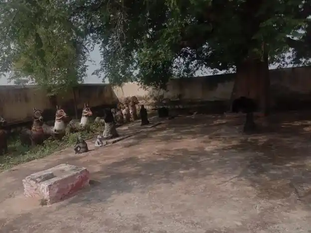 Arulmigu Ayyanar Temple, T.Kokulam - 625022 Arulmigu Ayyanar Temple, T.Kokulam - 625022, Madurai - Ancient Temple Architecture and History Image 5