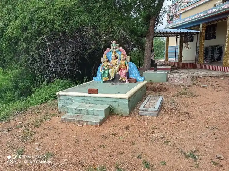 Arulmigu Ayyanar Temple, T.Paraikulam - 625706 அருள்மிகு அய்யனார் திருக்கோவில், T.Paraikulam - 625706, Madurai - Ancient Temple Architecture and History Image 3