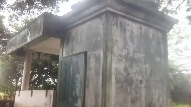 Arulmigu Ayyanar Temple, T.V.Puthur - 606110 அருள்மிகு அய்யனார் பிடாரி திருக்கோயில், T.V.Puthur - 606110, Cuddalore - Ancient Temple Architecture and History Image 3