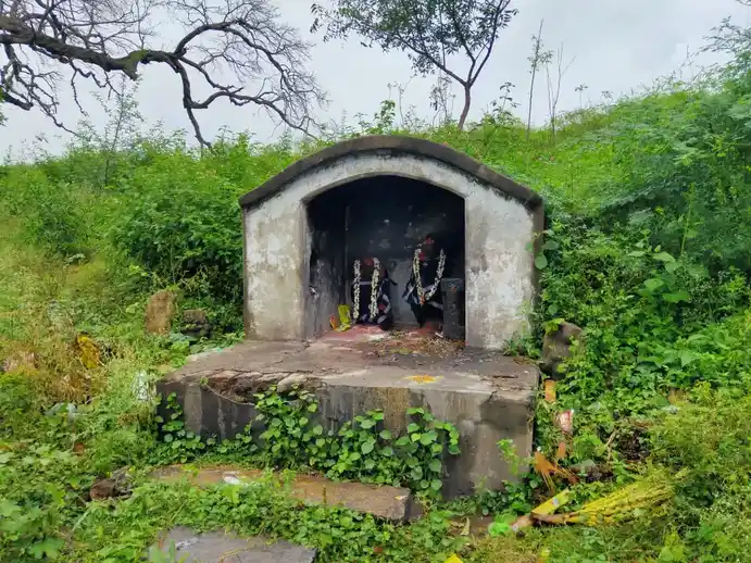 Arulmigu Ayyanar Temple, Thambai - 621115