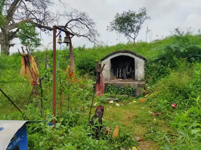 Arulmigu Ayyanar Temple, Thambai - 621115 Arulmigu Ayyanar Temple, Thambai - 621115, Perambalur - Ancient Temple Architecture and History Image 2