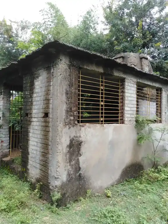 Arulmigu Ayyanar Temple, Tharani - 612106 அருள்மிகு அய்யனார் திருக்கோயில், Tharani - 612106, Thanjavur - Ancient Temple Architecture and History Image 2