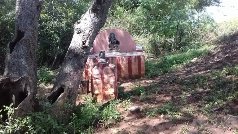 Arulmigu Ayyanar Temple, Thathampatti - 625218