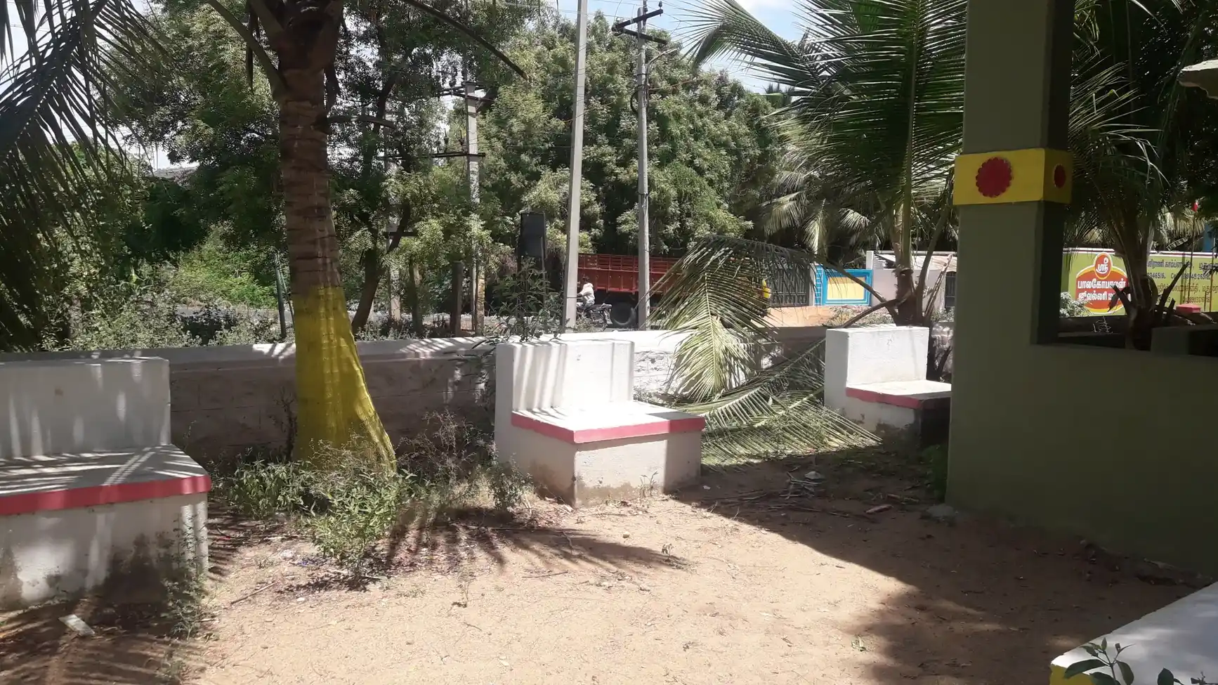 Arulmigu Ayyanar Temple, Thenur - 625402