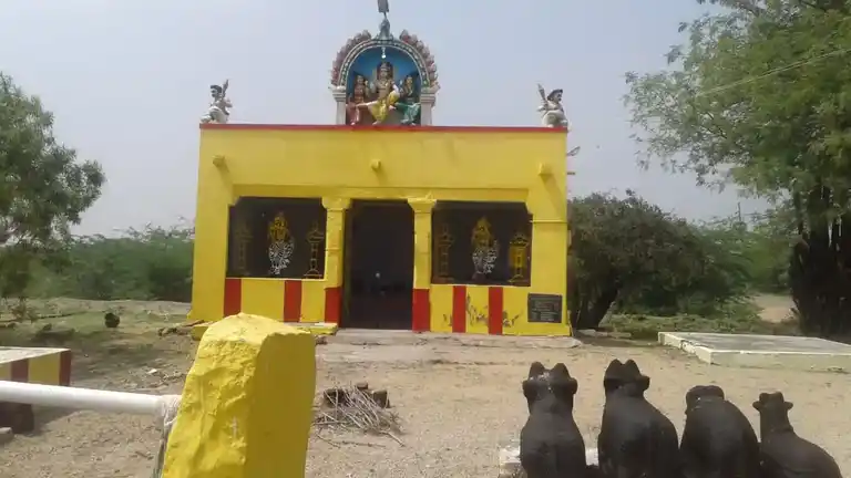 Arulmigu Ayyanar Temple, Thirumangalakkurichi - 628502 அருள்மிகு அய்யனார் திருக்கோயில், Thirumangalakkurichi - 628502, Thoothukudi - Ancient Temple Architecture and History Image 2